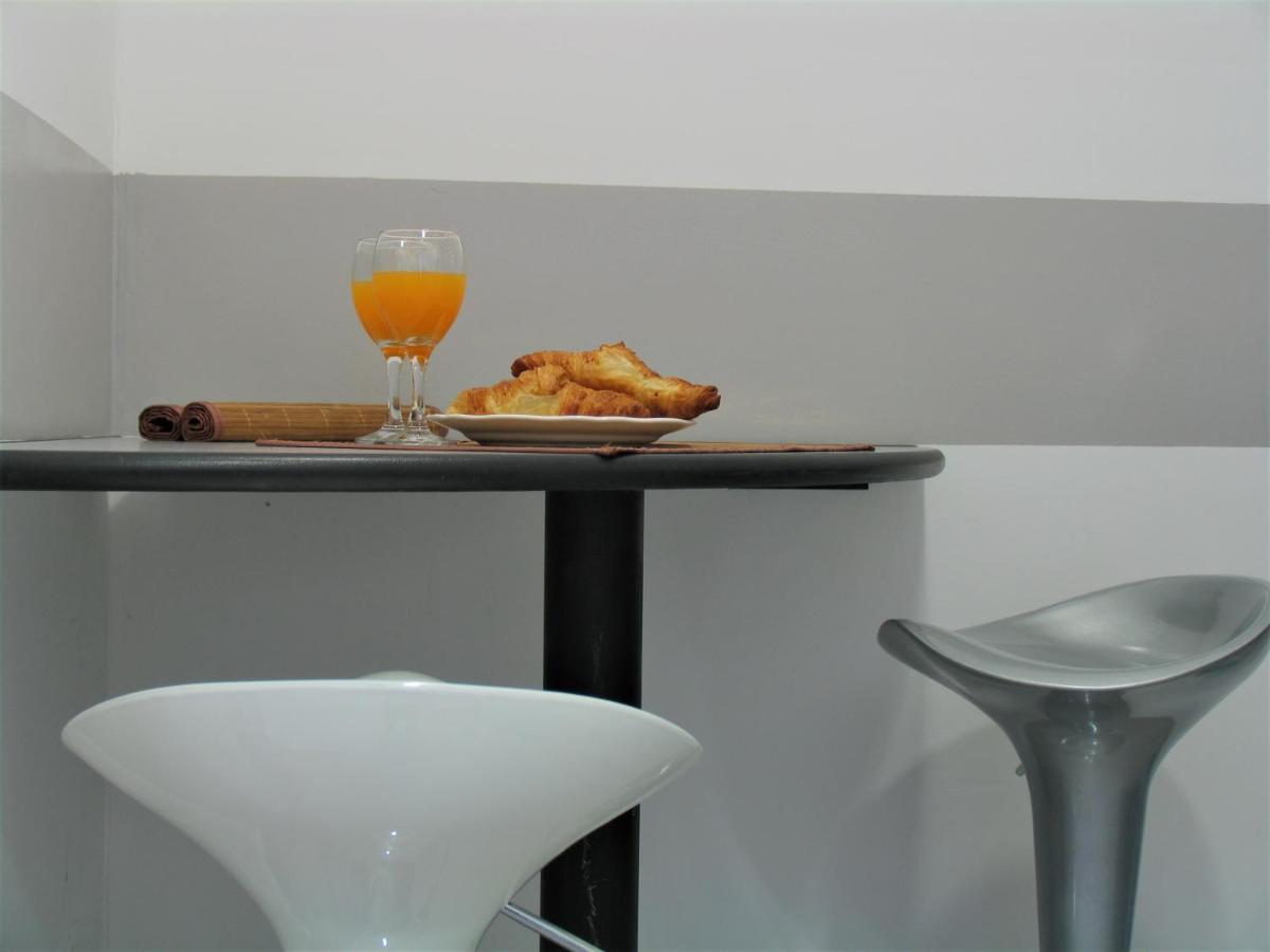 Vicencin Place Downtown Studio Apartments Σίμπενικ Εξωτερικό φωτογραφία